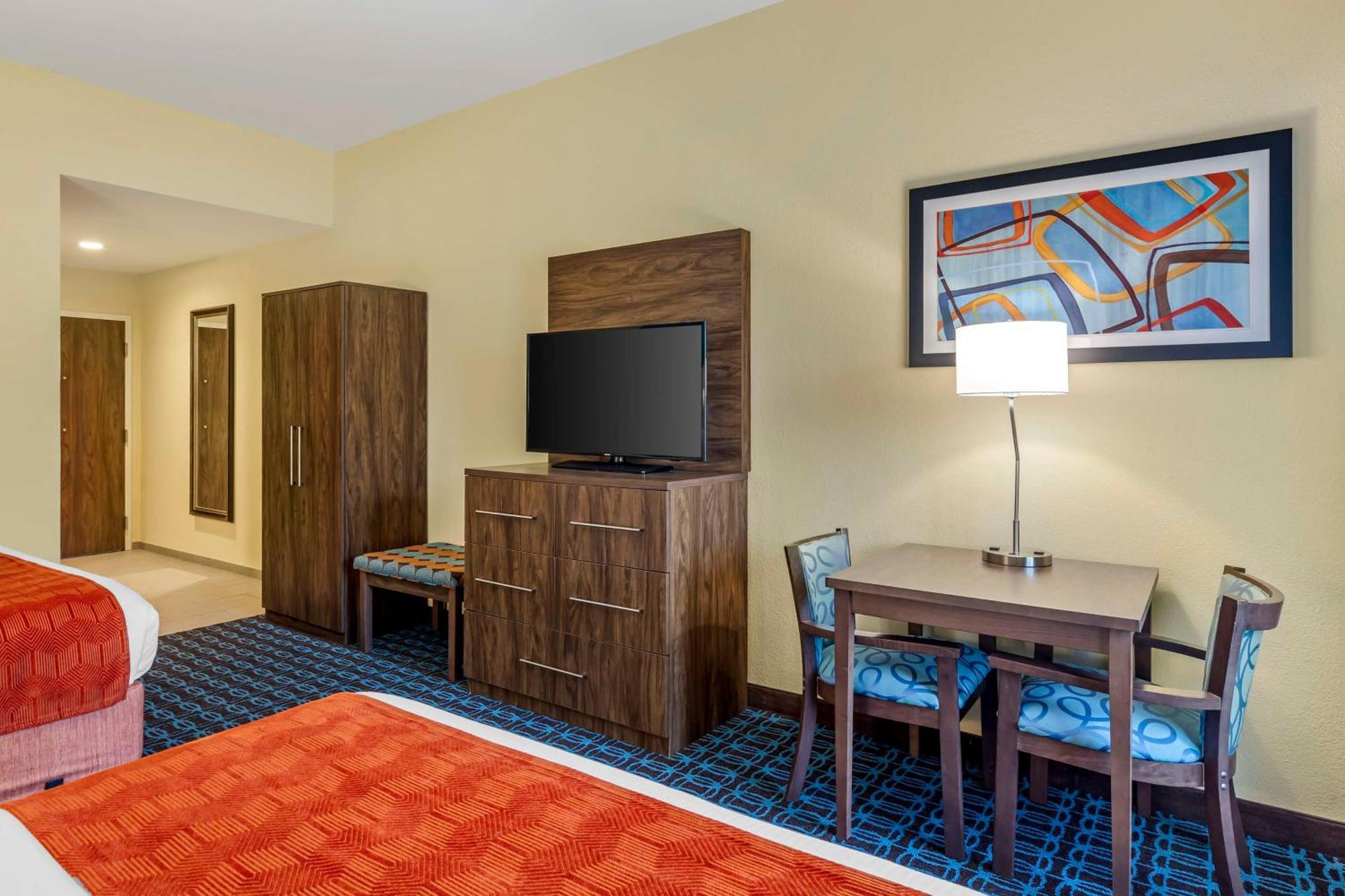 Best Western Plus North Shore Hotel Данверс Экстерьер фото